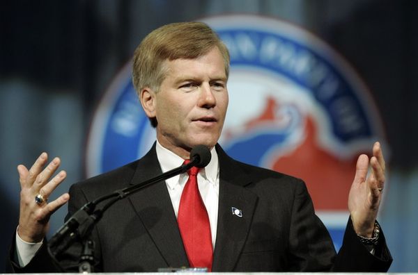 Govenor Bob McDonnell Anounces Disability Grant